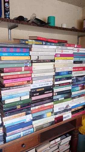 Lotto stock 100 libri - stock, di