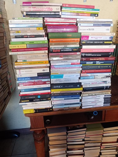 Lotto stock 100 libri vari - lotto,